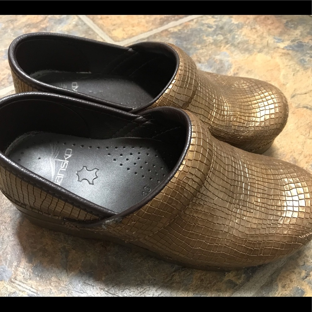 Dansko shoes